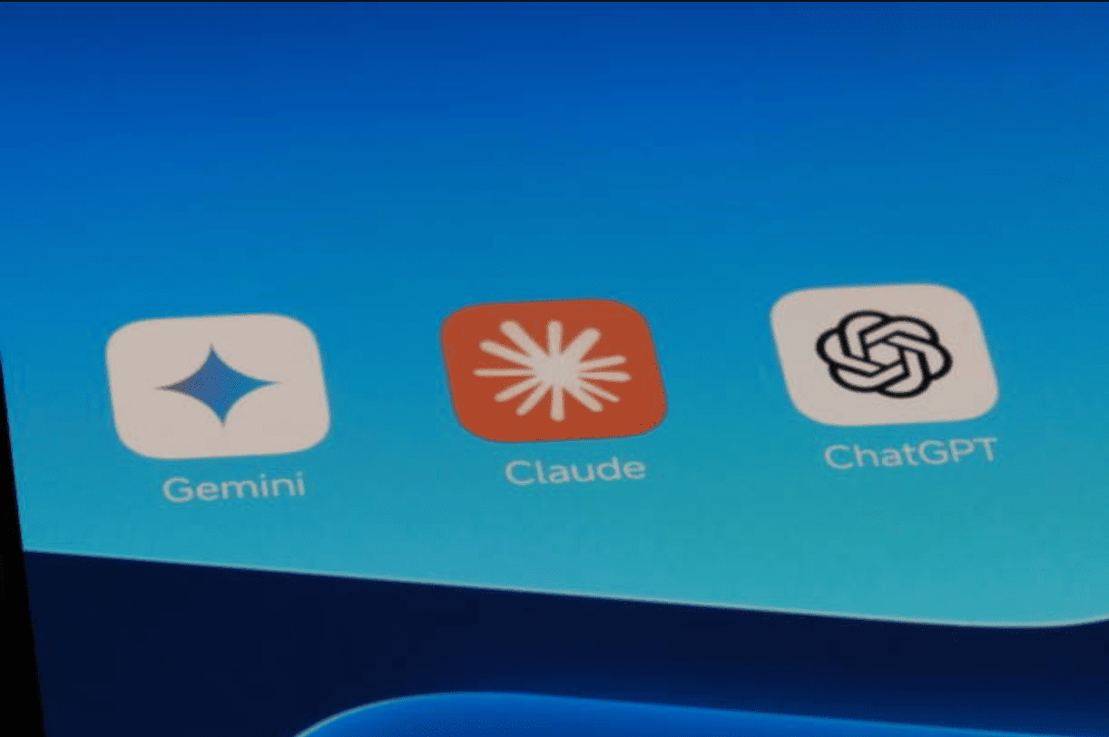 Quel est le plus performant pour écrire du code, Claude ou Chat Gpt ?